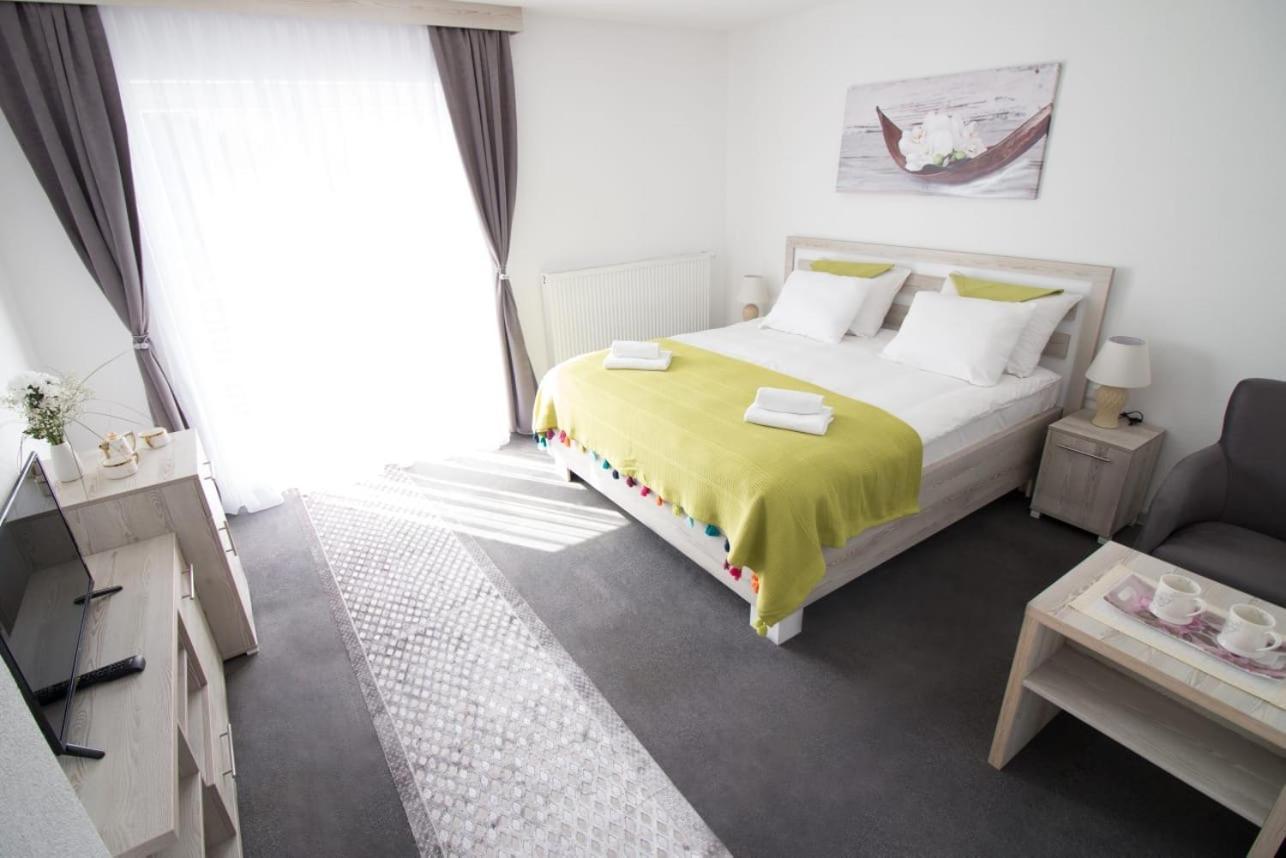 Aparthotel "Queen Zina" Vlasic Εξωτερικό φωτογραφία