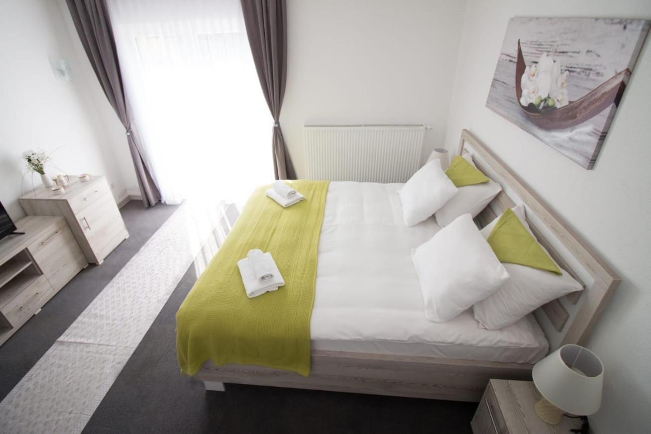 Aparthotel "Queen Zina" Vlasic Εξωτερικό φωτογραφία